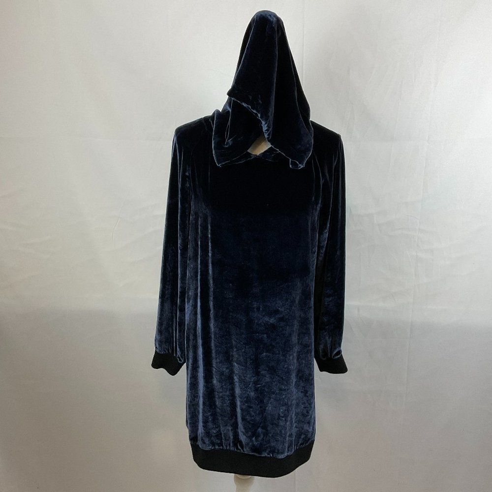 Alice + Olivia | Navy Velvet Mini Dress